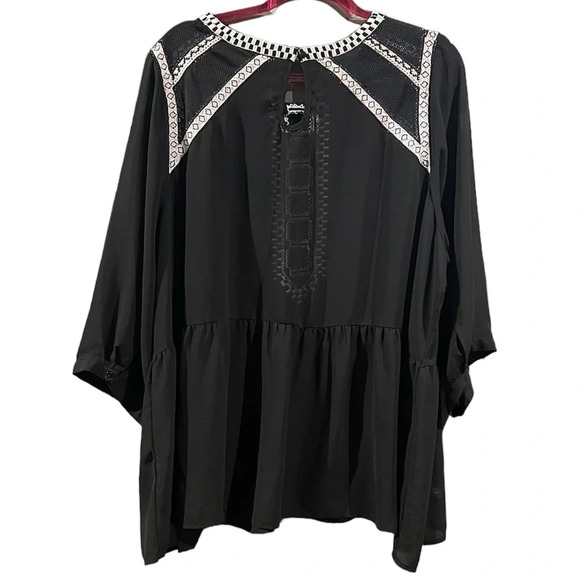 Choose Happiness sheer top, black and white, 1X - Picture 5 of 5